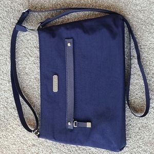 NWOT Baggallini crossbody bag
